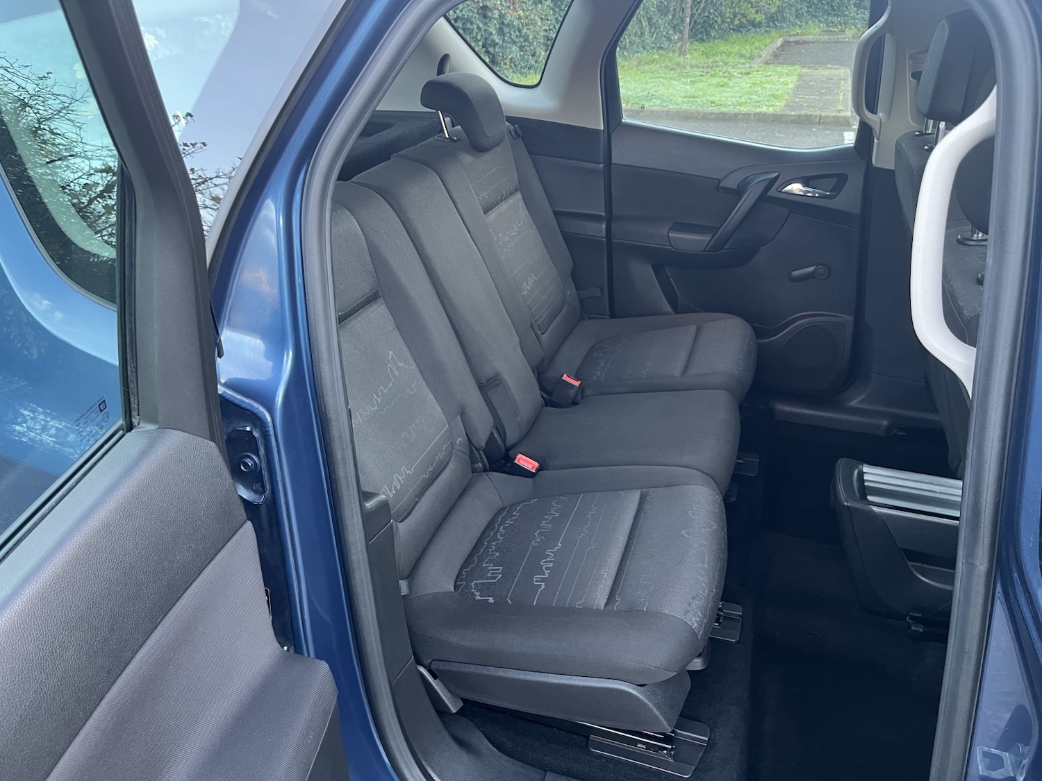 Used Vauxhall Meriva 2015 for sale - 76699332: Photo 10