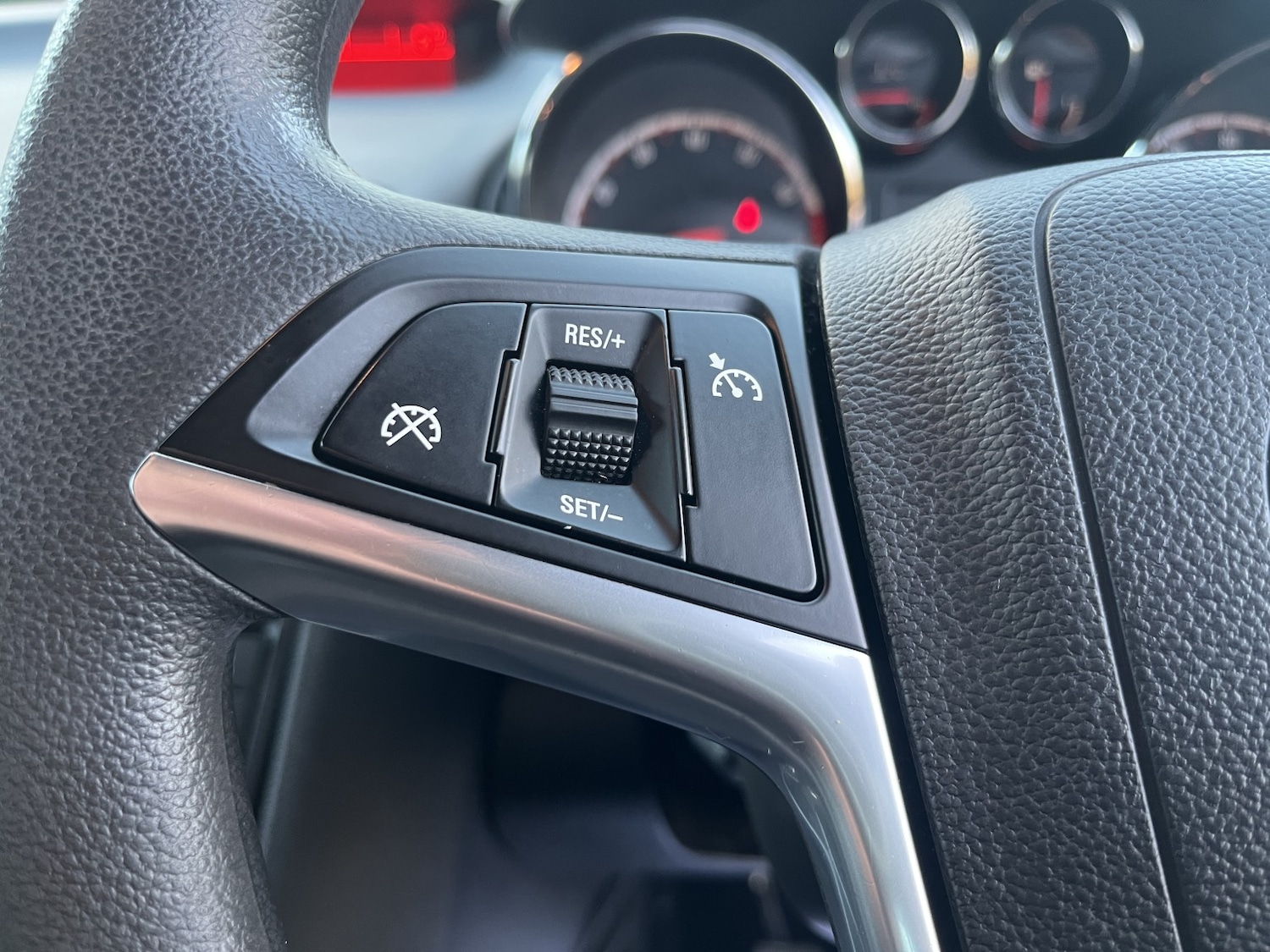 Used Vauxhall Meriva 2015 for sale - 76699332: Photo 12