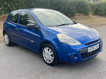 Used Renault Clio 2011 for sale - 75289184: Photo