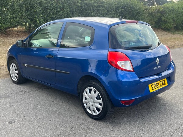 Used Renault Clio 2011 for sale - 75289184: Photo 8