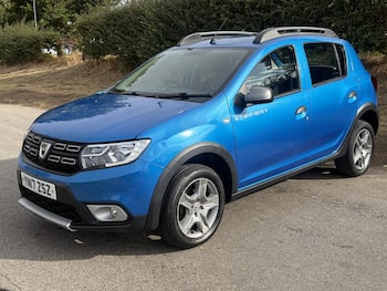 Used Dacia Sandero Stepway 2017 for sale - 79487745: Photo