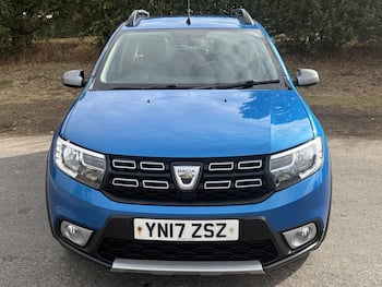 Used Dacia Sandero Stepway 2017 for sale - 79487745: Photo