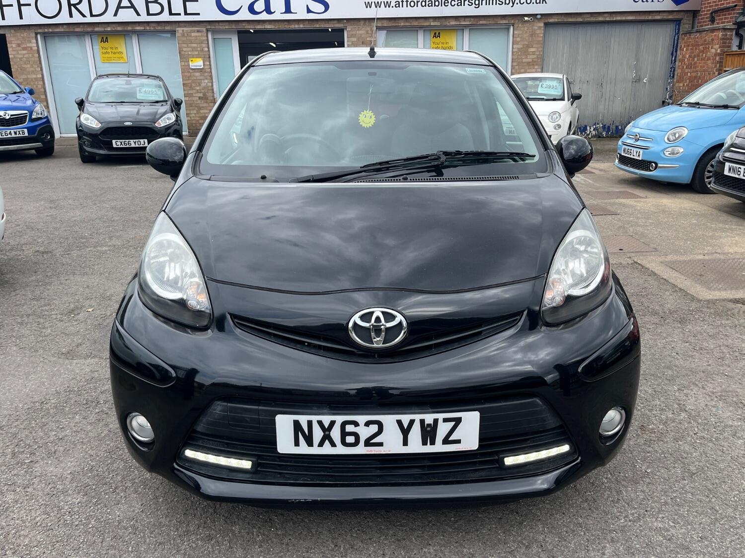 Used Toyota AYGO 2012 for sale - 76793120: Photo 3