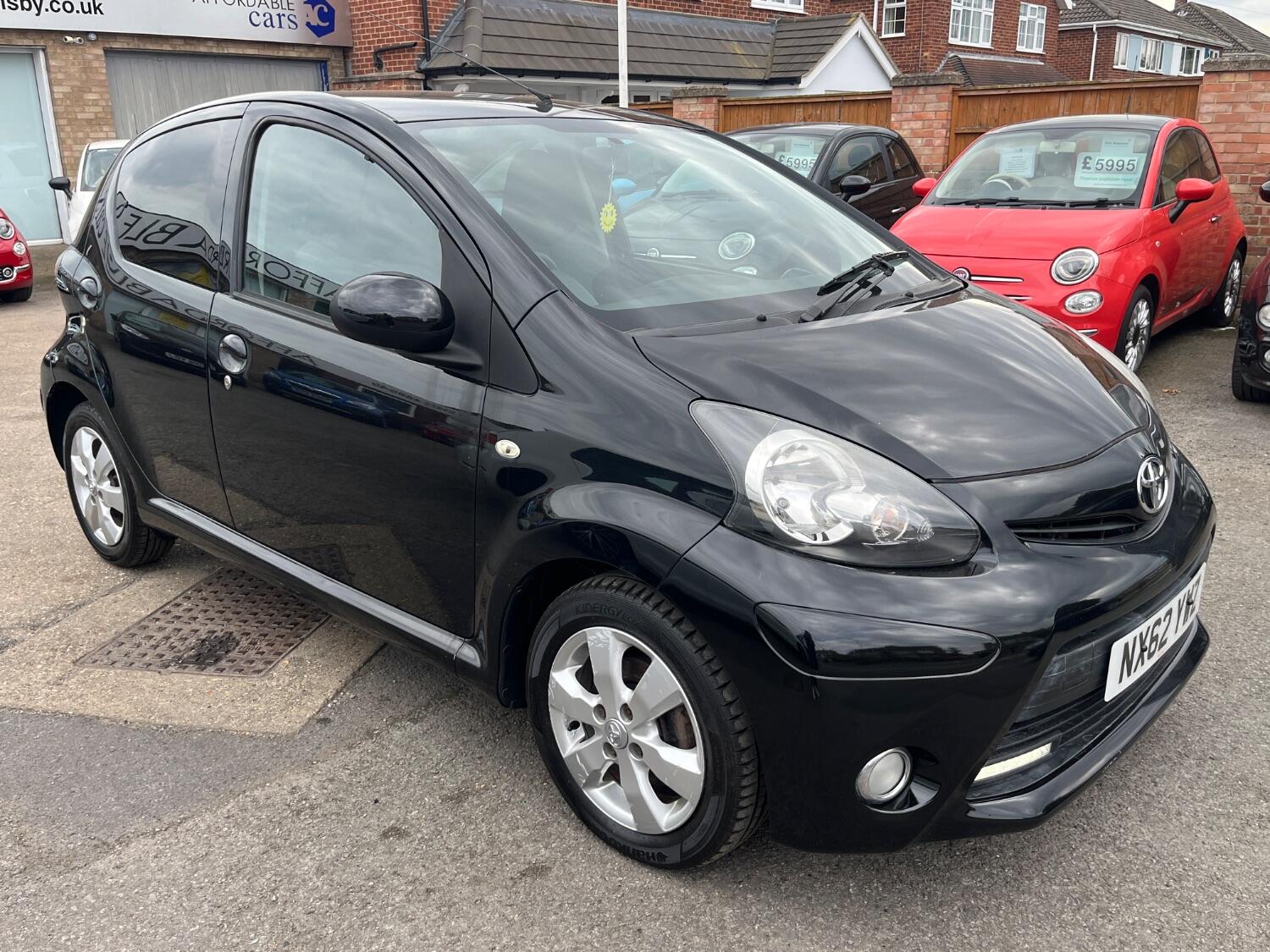 Used Toyota AYGO 2012 for sale - 76793120: Photo 4