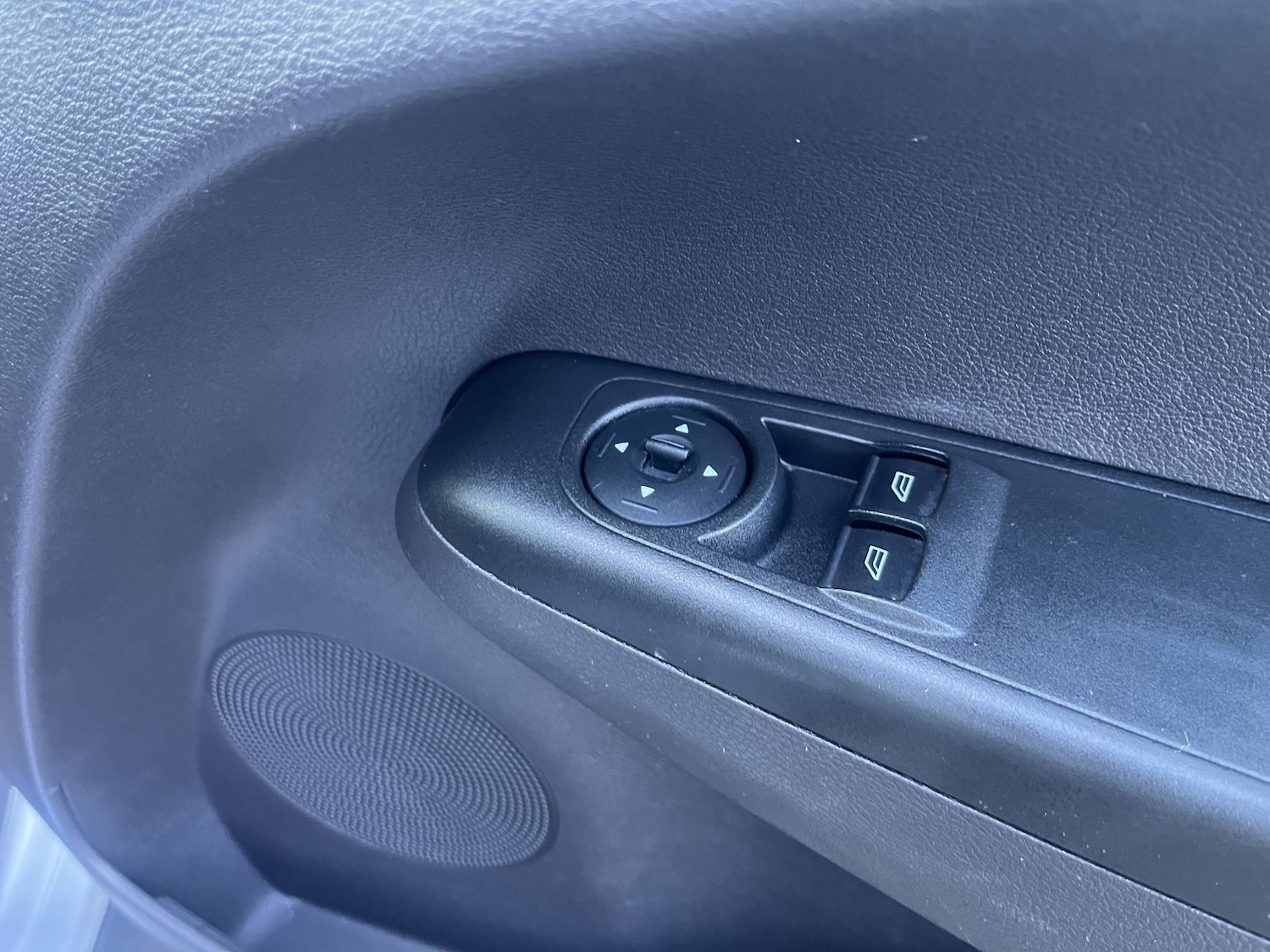 Used Ford Transit Courier 2015 for sale - 77342600: Photo 13