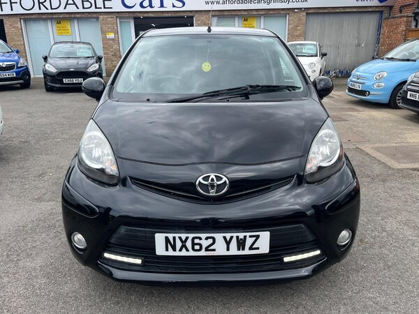 Used Toyota AYGO 2012 for sale - 75289245: Photo 3