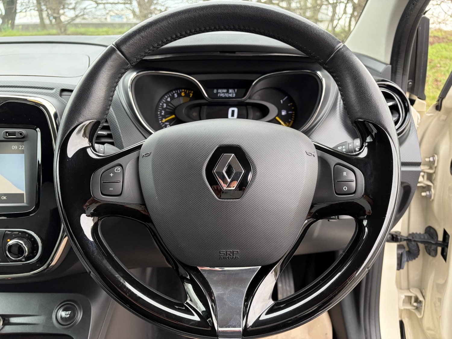 Used Renault Captur 2014 for sale - 77478069: Photo 13