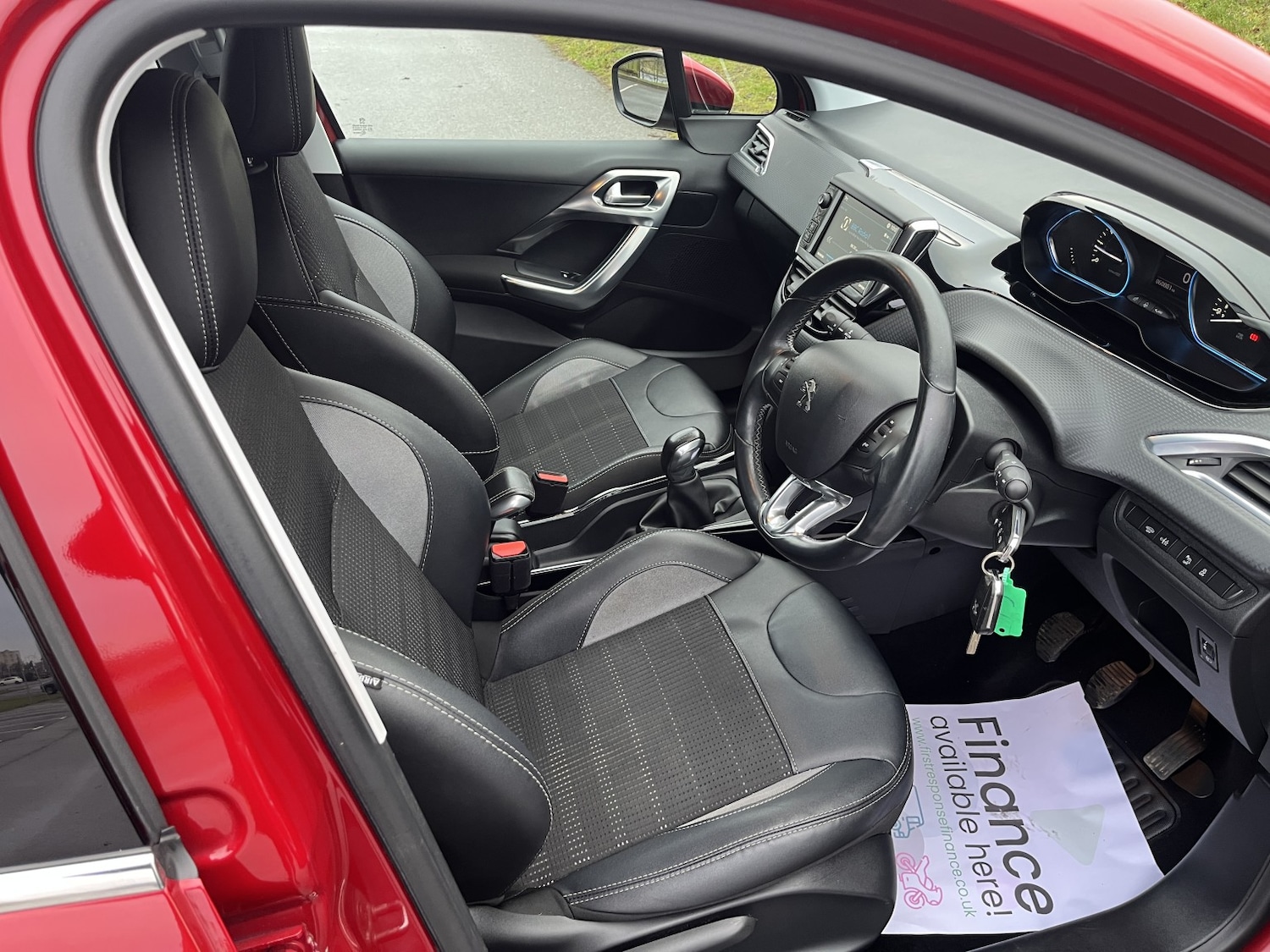 Used Peugeot 2008 2017 for sale - 78155418: Photo 10