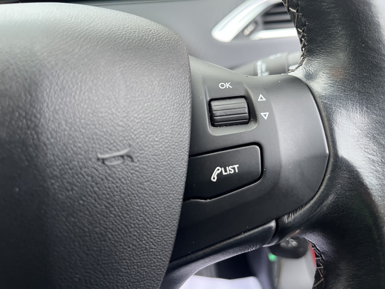 Used Peugeot 2008 2017 for sale - 78155418: Photo 16