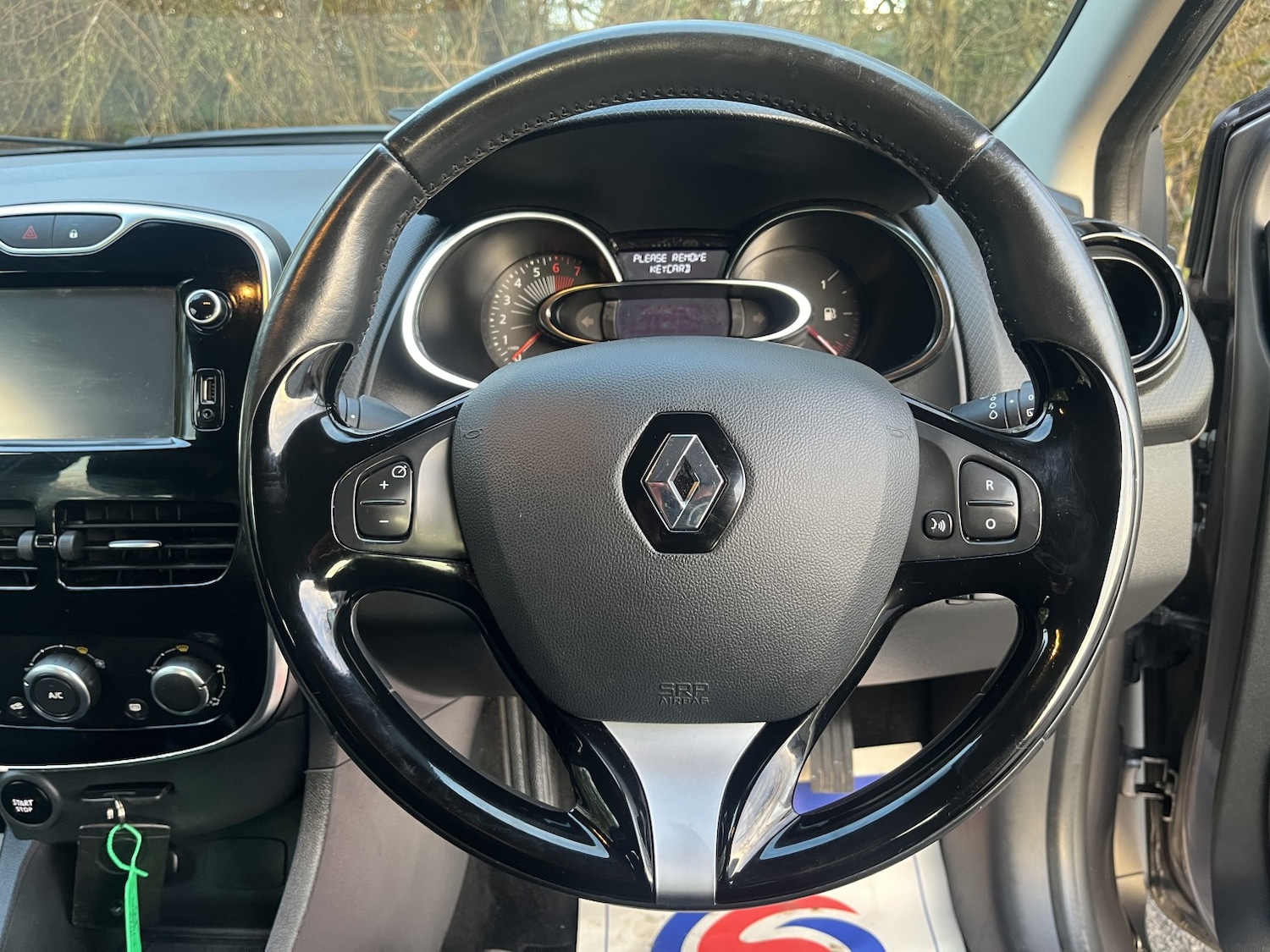 Used Renault Clio 2016 for sale - 77342609: Photo 11