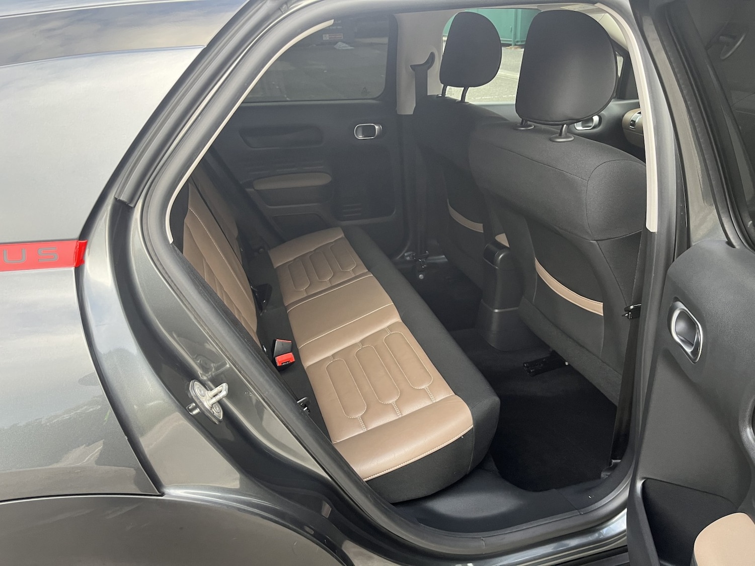 Used Citroen C4 Cactus 2015 for sale - 76070487: Photo 12