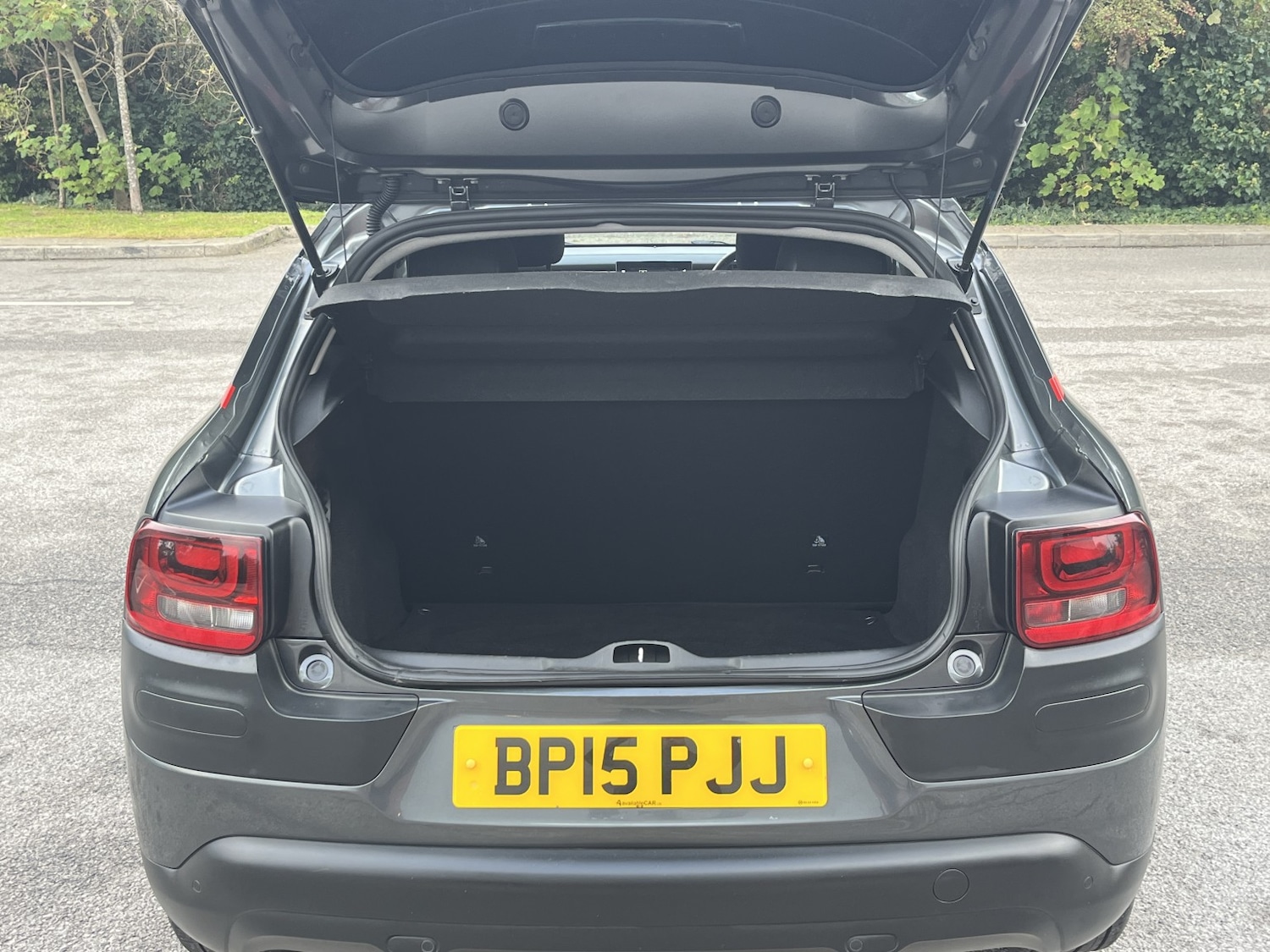 Used Citroen C4 Cactus 2015 for sale - 76070487: Photo 8