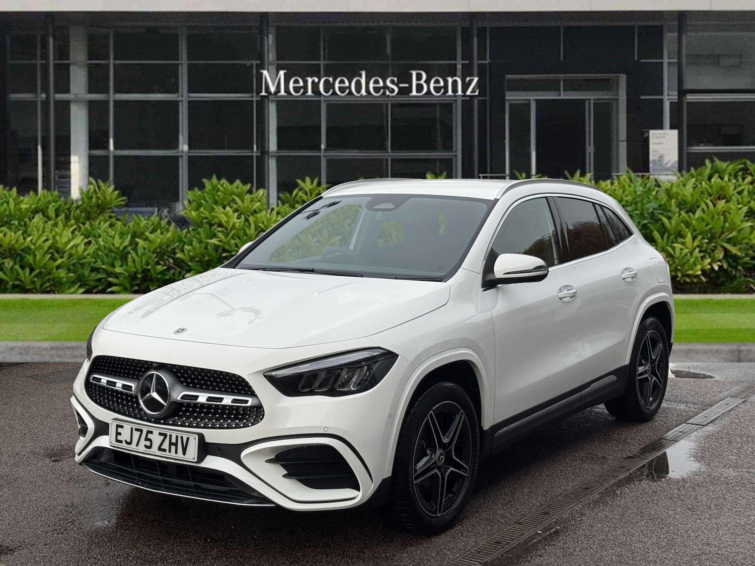 Used Mercedes-Benz GLA 2025 for sale - 77800088: Photo 3