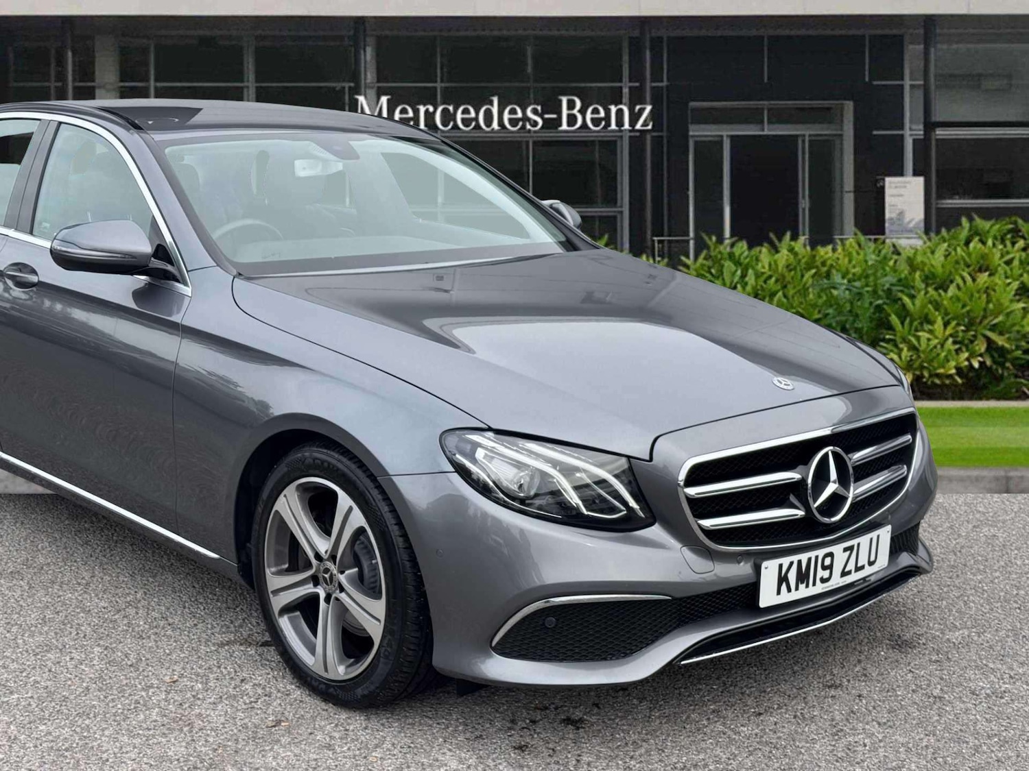 Used Mercedes-Benz E Class 2019 for sale - 76351571: Photo 11