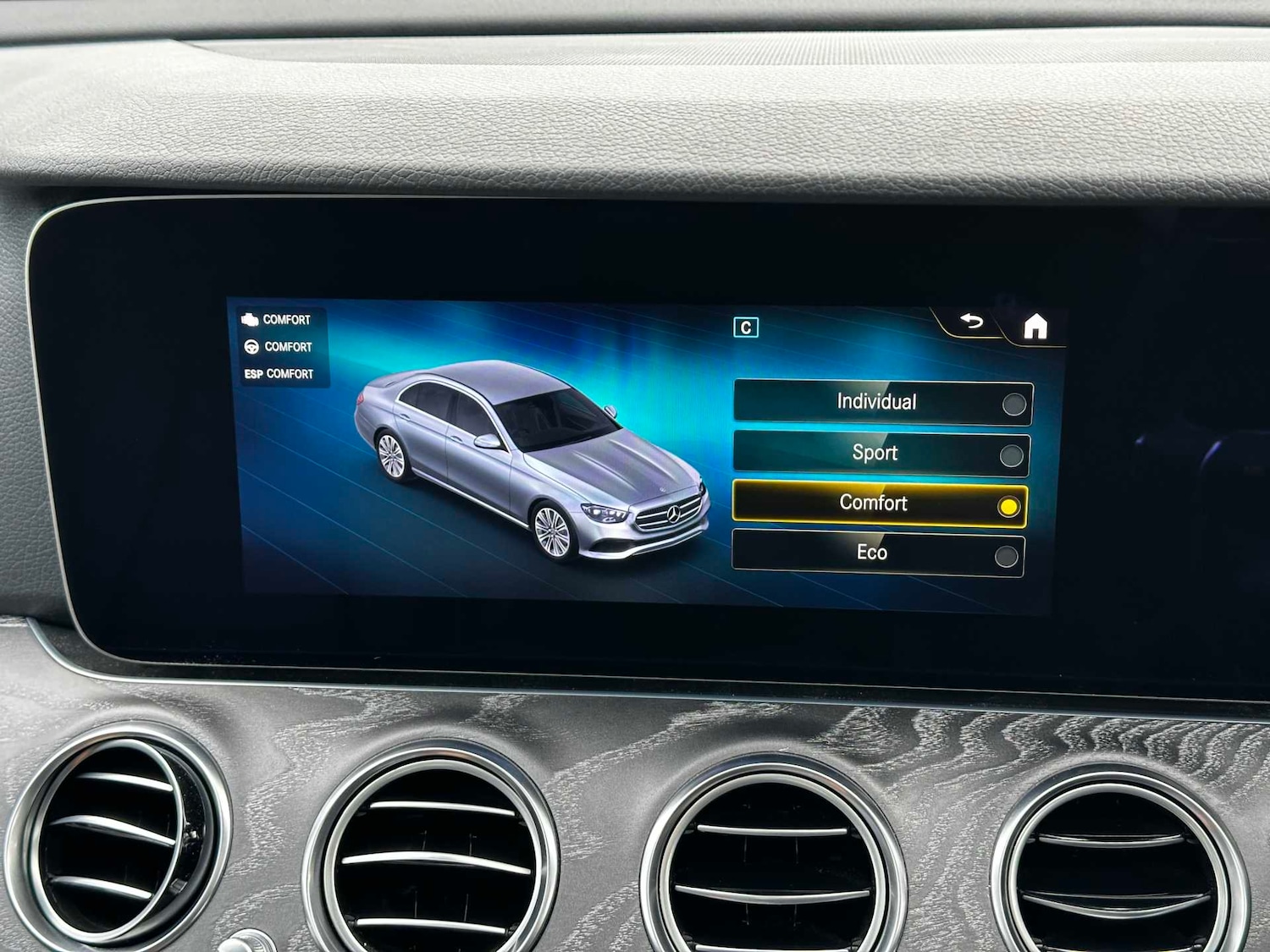 Used Mercedes-Benz E Class 2022 for sale - 76789448: Photo 34