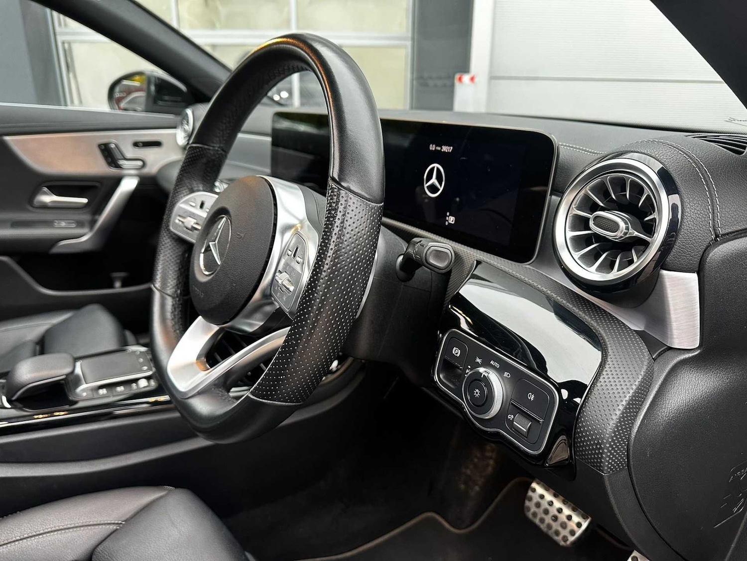 Used Mercedes-Benz CLA 2020 for sale - 76421079: Photo 10