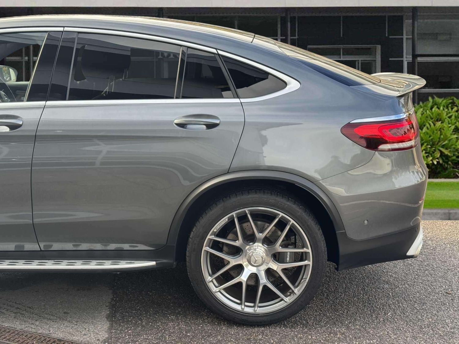 Used Mercedes-Benz GLC 2019 for sale - 76272176: Photo 3