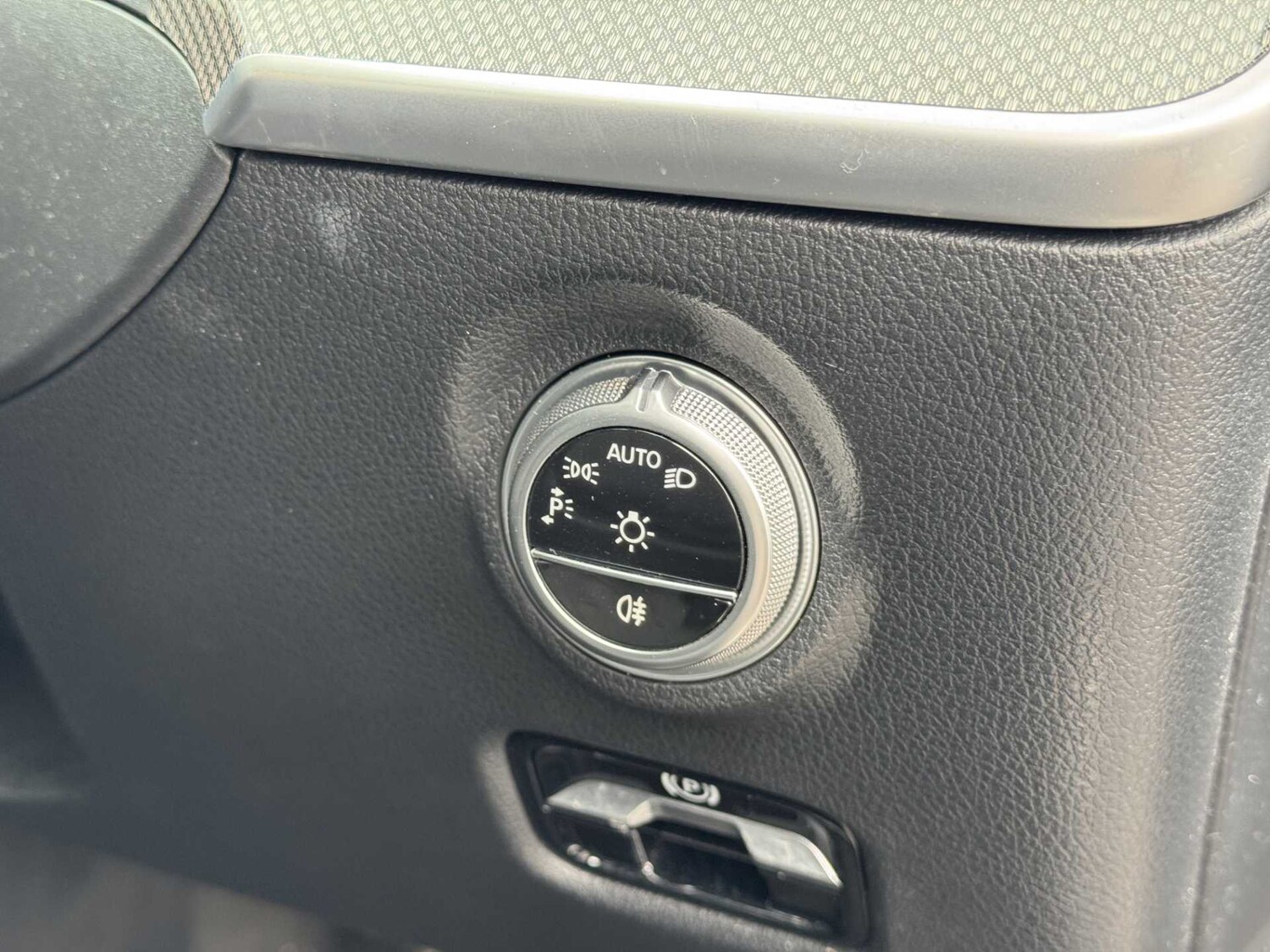 Used Mercedes-Benz C Class 2022 for sale - 75981271: Photo 30