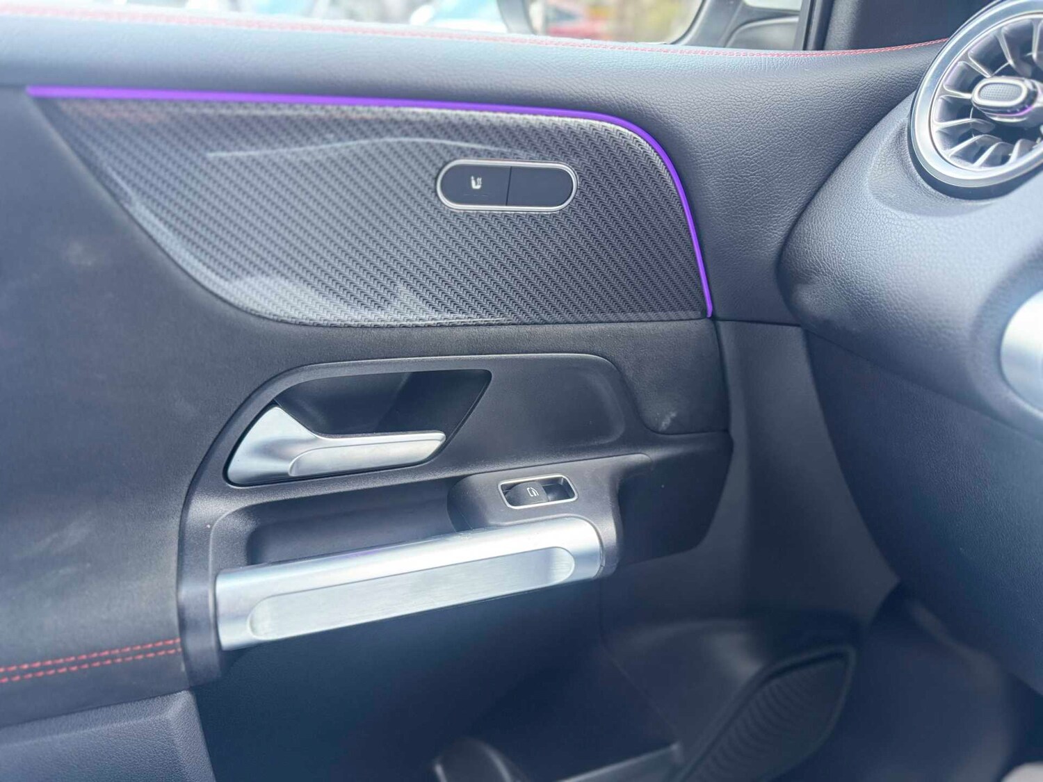 Used Mercedes-Benz GLB 2024 for sale - 77206381: Photo 31