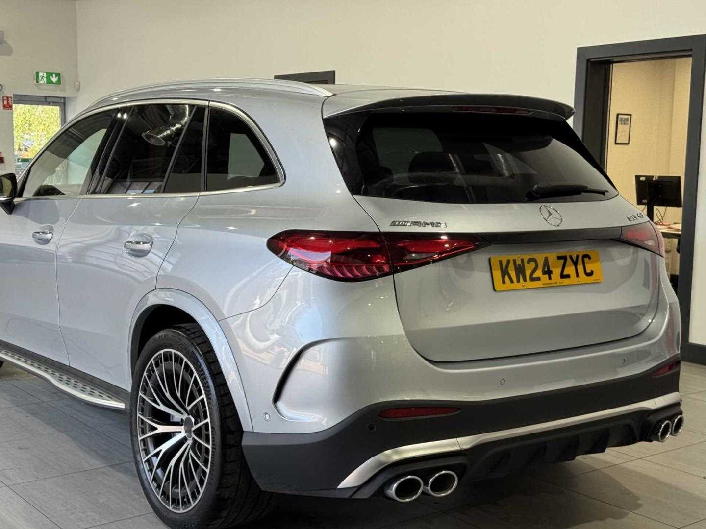 Used Mercedes-Benz GLC 2024 for sale - 76411398: Photo 10