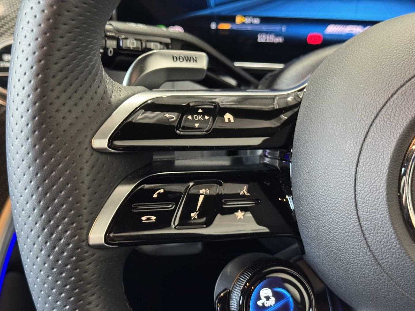 Used Mercedes-Benz GLC 2024 for sale - 76411398: Photo 32