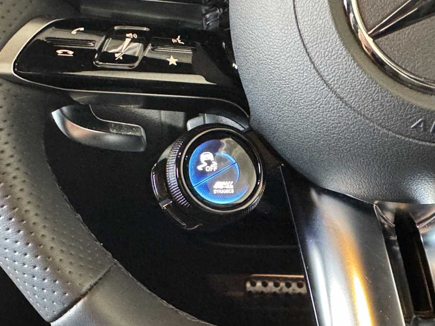 Used Mercedes-Benz GLC 2024 for sale - 76411398: Photo 35