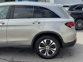 Used Mercedes-Benz GLC 2020 for sale - 75452882: Photo