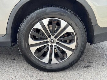 Used Mercedes-Benz GLC 2020 for sale - 75452882: Photo