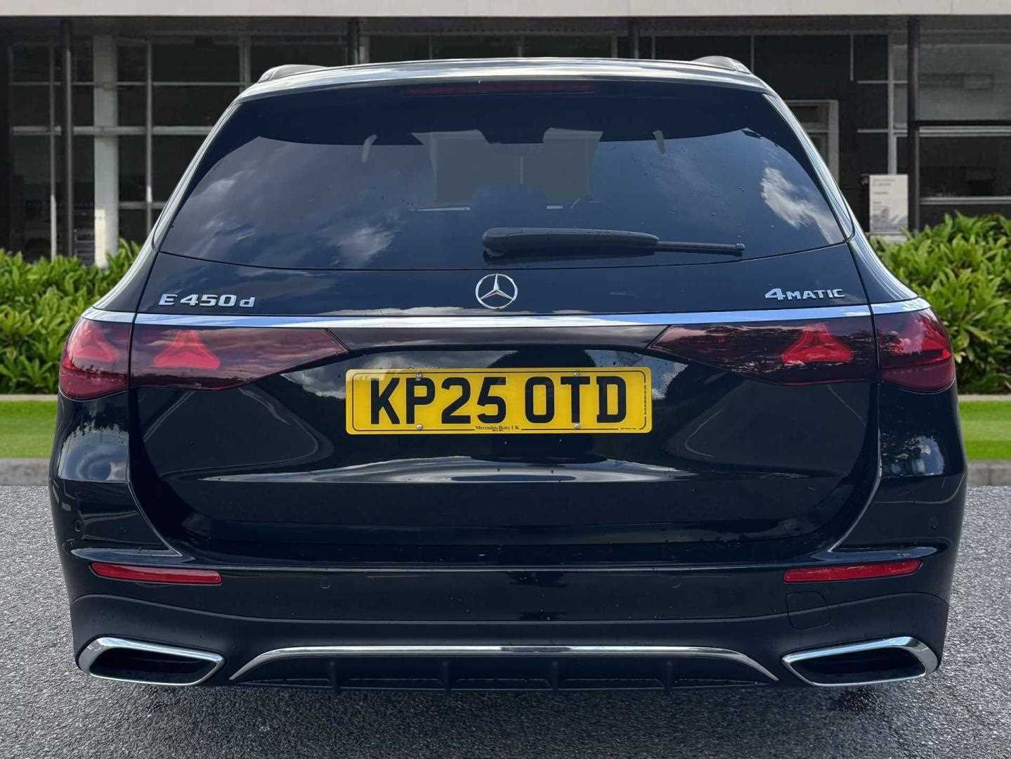 Used Mercedes-Benz E Class 2025 for sale - 77158381: Photo 5