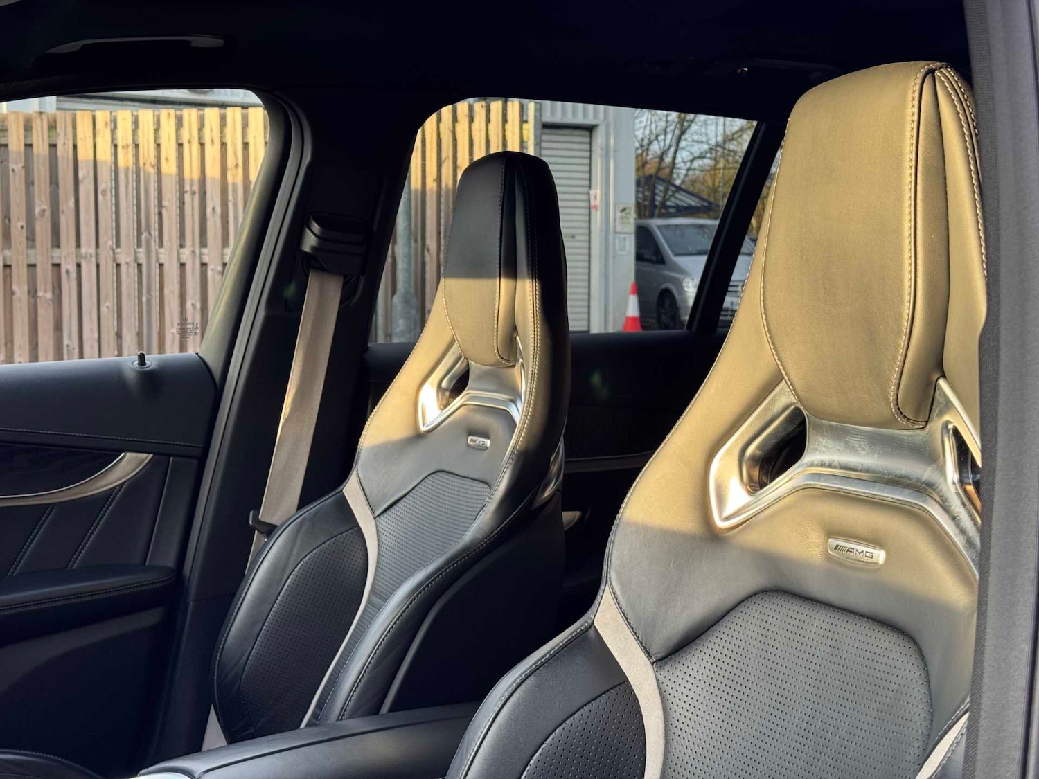 Used Mercedes-Benz GLC 2020 for sale - 77000197: Photo 16