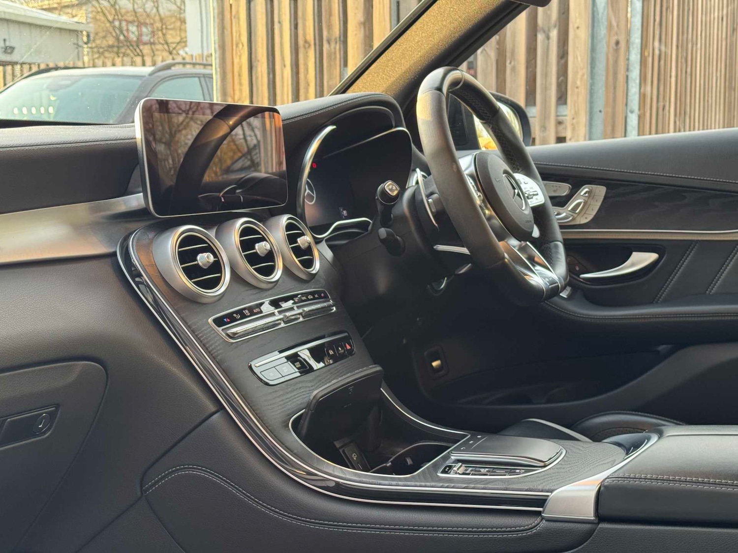 Used Mercedes-Benz GLC 2020 for sale - 77000197: Photo 17