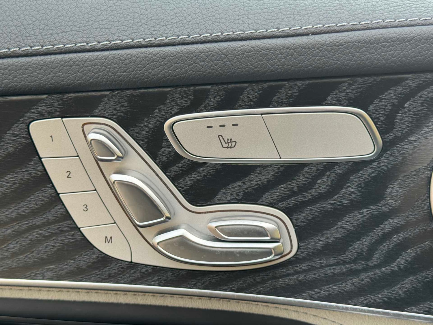 Used Mercedes-Benz GLC 2020 for sale - 77000197: Photo 18