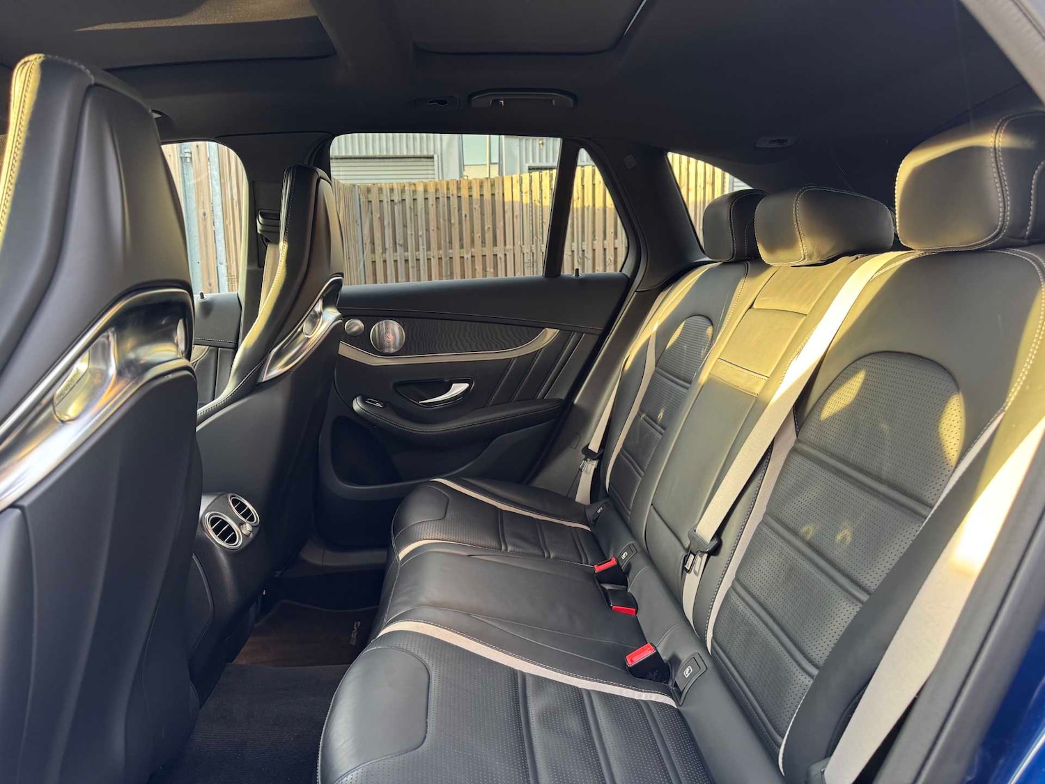 Used Mercedes-Benz GLC 2020 for sale - 77000197: Photo 21