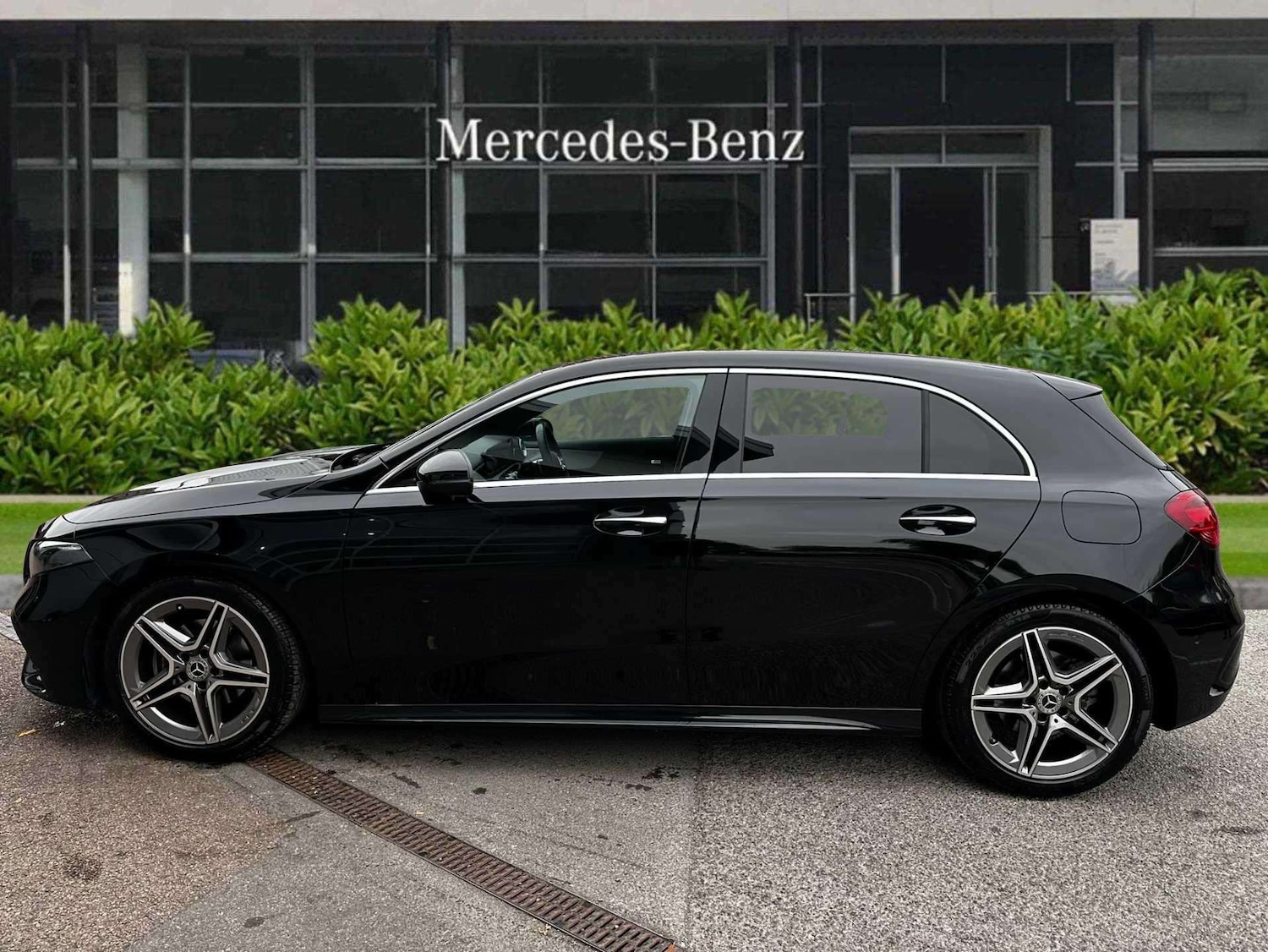Used Mercedes-Benz A-Class 2024 for sale - 76286318: Photo 4