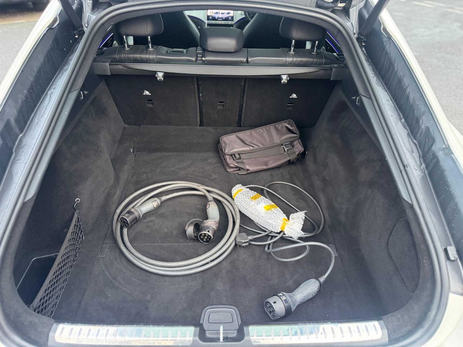 Used Mercedes-Benz EQS 2022 for sale - 77995936: Photo 11