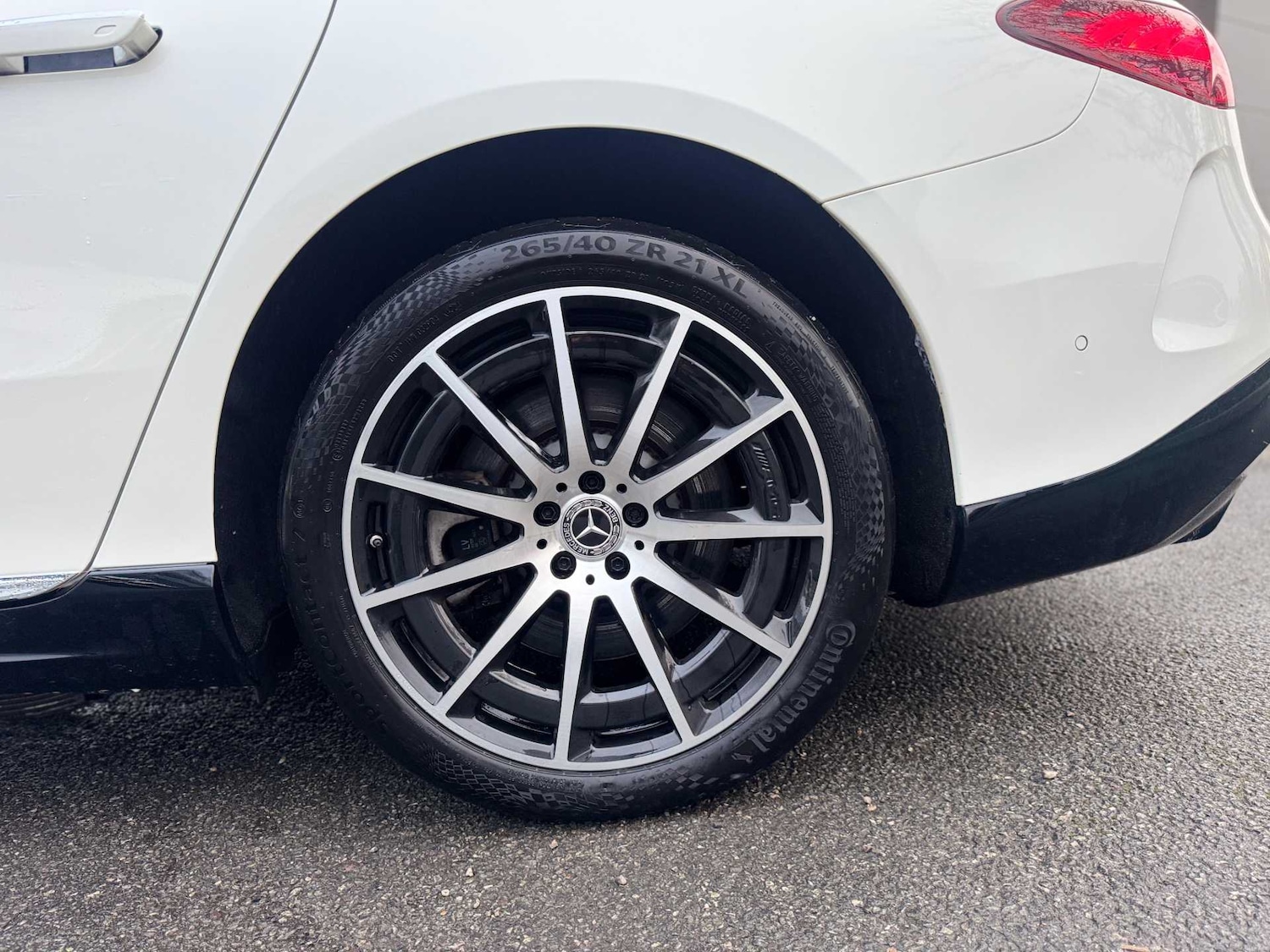 Used Mercedes-Benz EQS 2022 for sale - 77995936: Photo 9