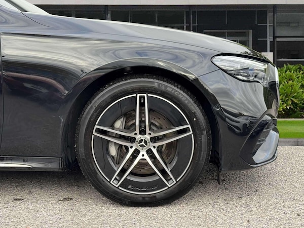 Used Mercedes-Benz E-Class 2025 for sale - 76205237: Photo 11
