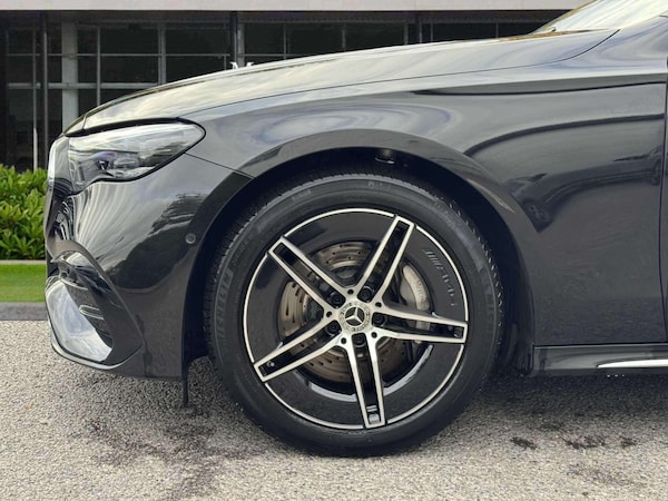 Used Mercedes-Benz E-Class 2025 for sale - 76205237: Photo 15