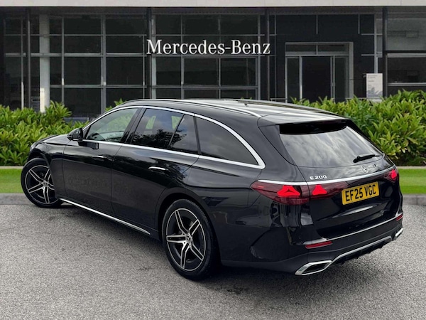 Used Mercedes-Benz E-Class 2025 for sale - 76205237: Photo 2
