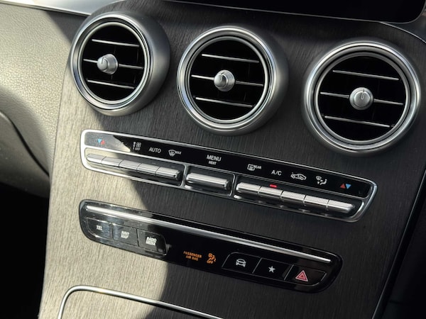 Used Mercedes-Benz GLC 2022 for sale - 76218205: Photo 34