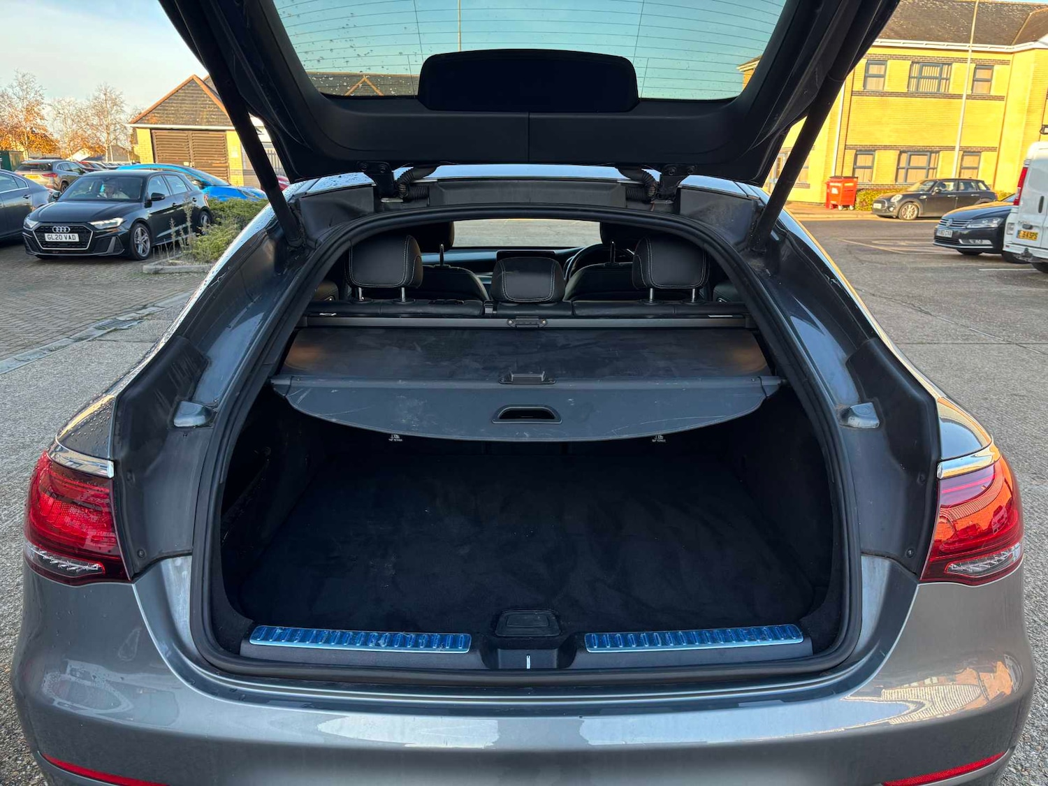 Used Mercedes-Benz GLC 2021 for sale - 76624583: Photo 16