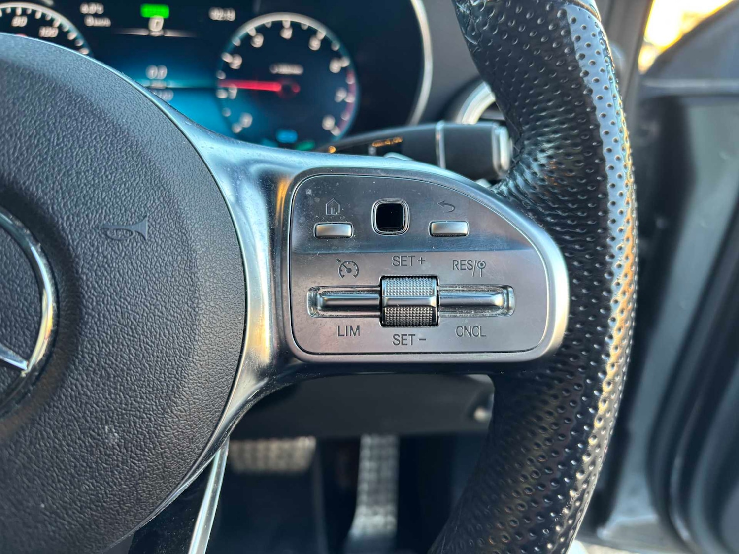 Used Mercedes-Benz GLC 2021 for sale - 76624583: Photo 23