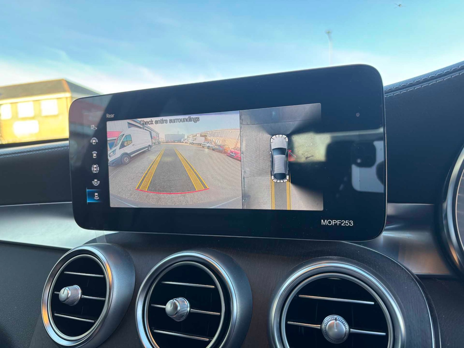 Used Mercedes-Benz GLC 2021 for sale - 76624583: Photo 34