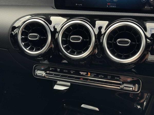 Used Mercedes-Benz CLA 2020 for sale - 75353999: Photo 34
