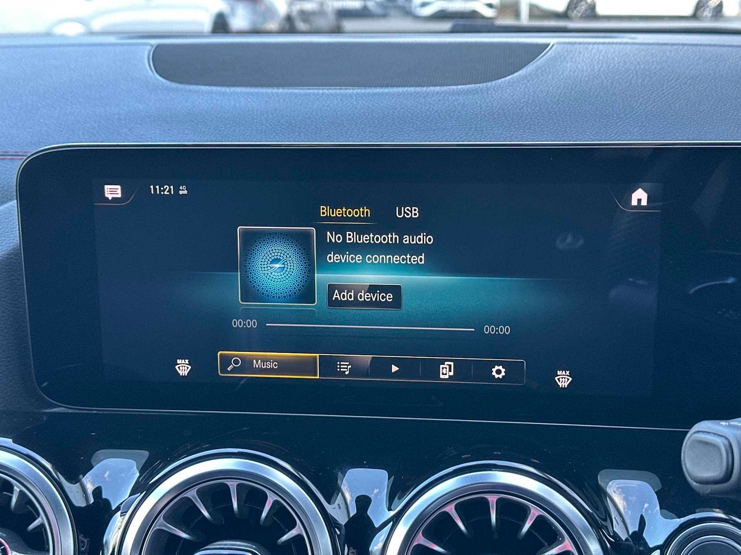 Used Mercedes-Benz EQA 2021 for sale - 76916041: Photo 32