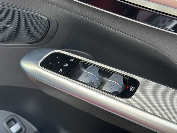 Used Mercedes-Benz GLC 2024 for sale - 75293840: Photo 31