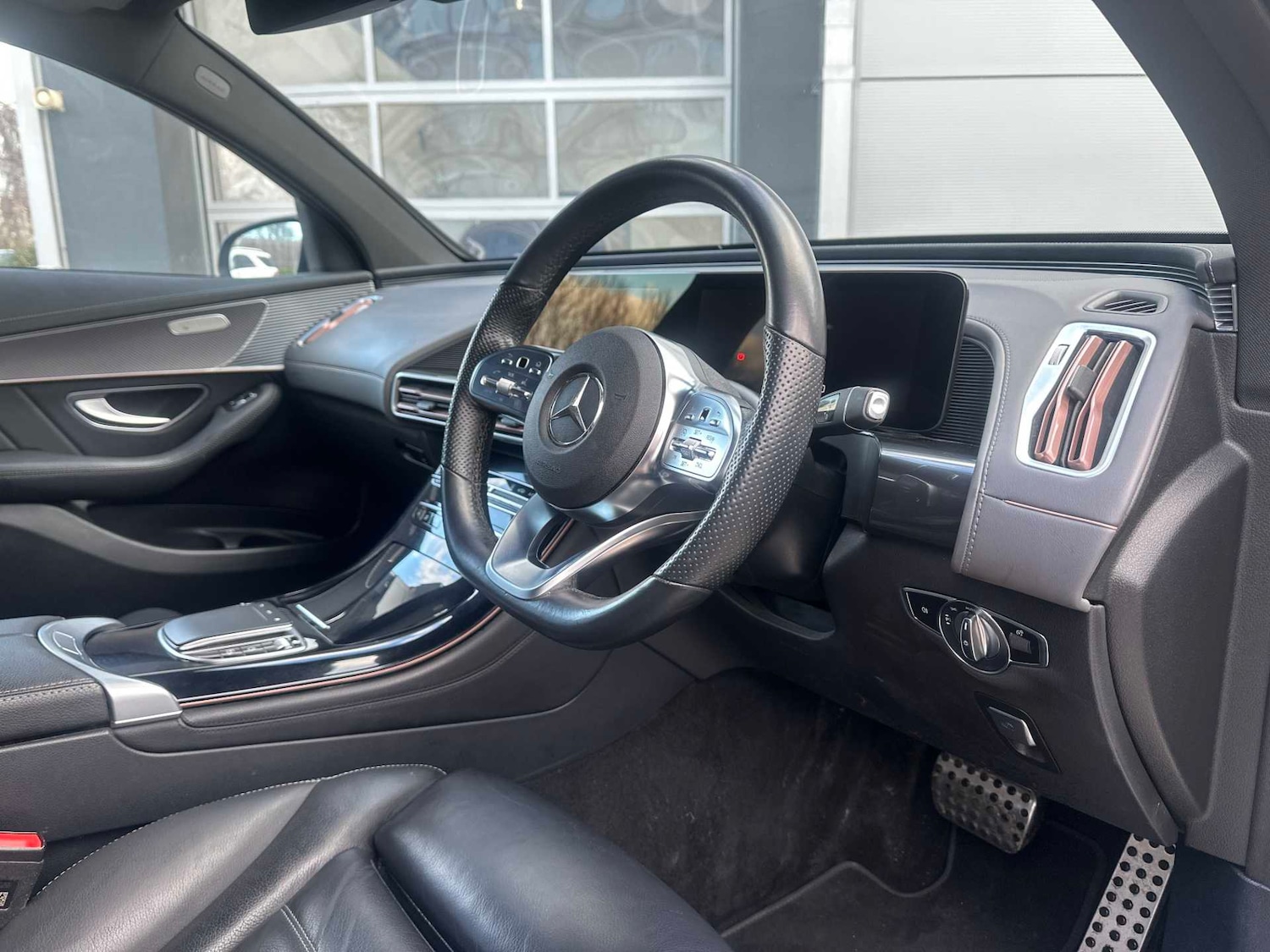 Used Mercedes-Benz EQC 2023 for sale - 76916251: Photo 11