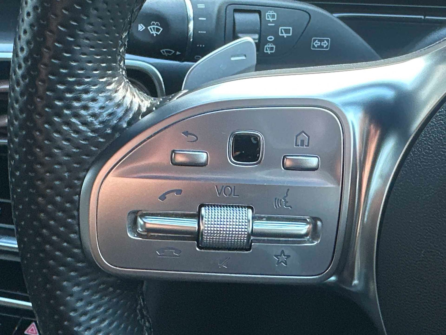 Used Mercedes-Benz EQC 2023 for sale - 76916251: Photo 23