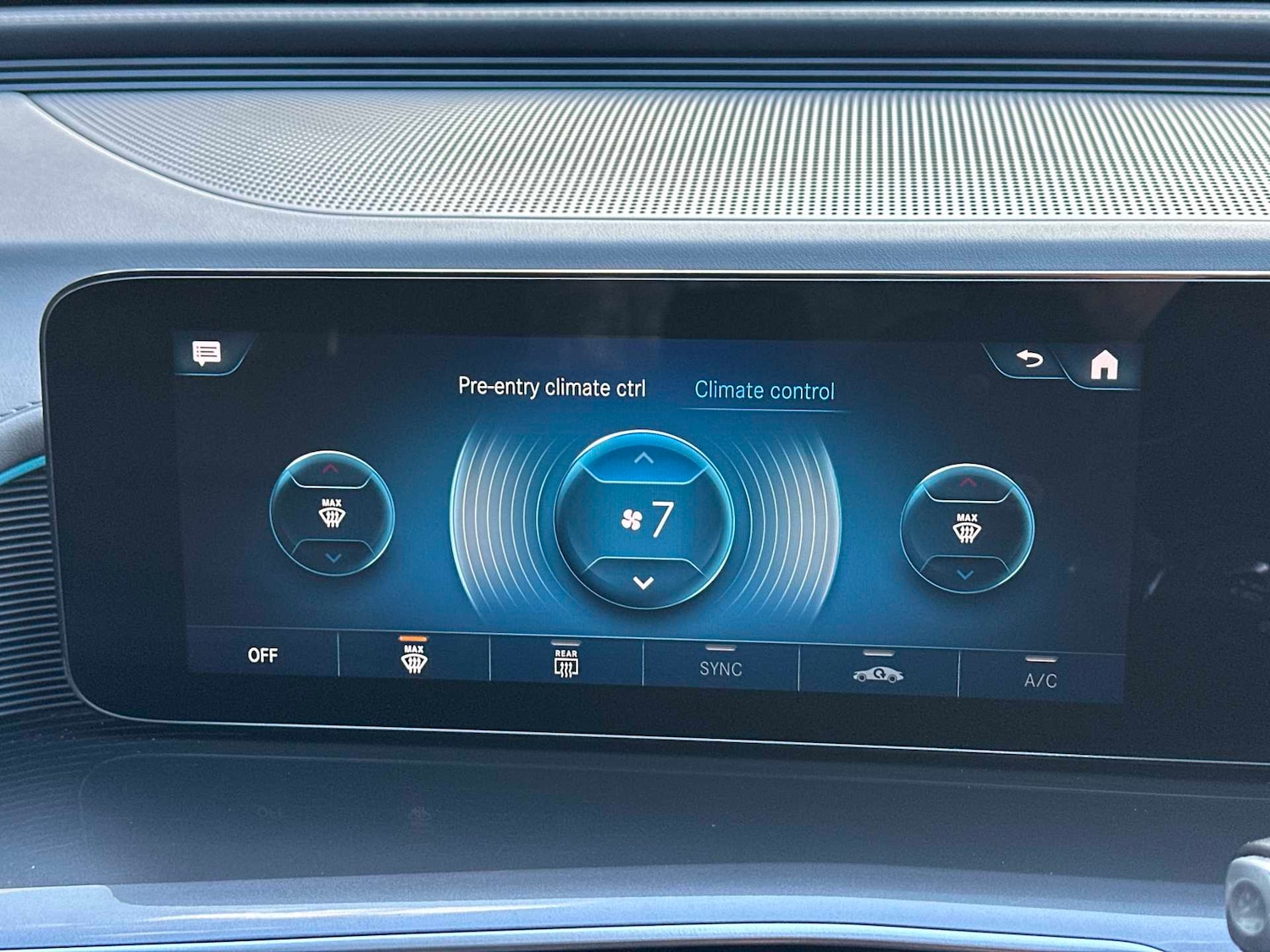 Used Mercedes-Benz EQC 2023 for sale - 76916251: Photo 31