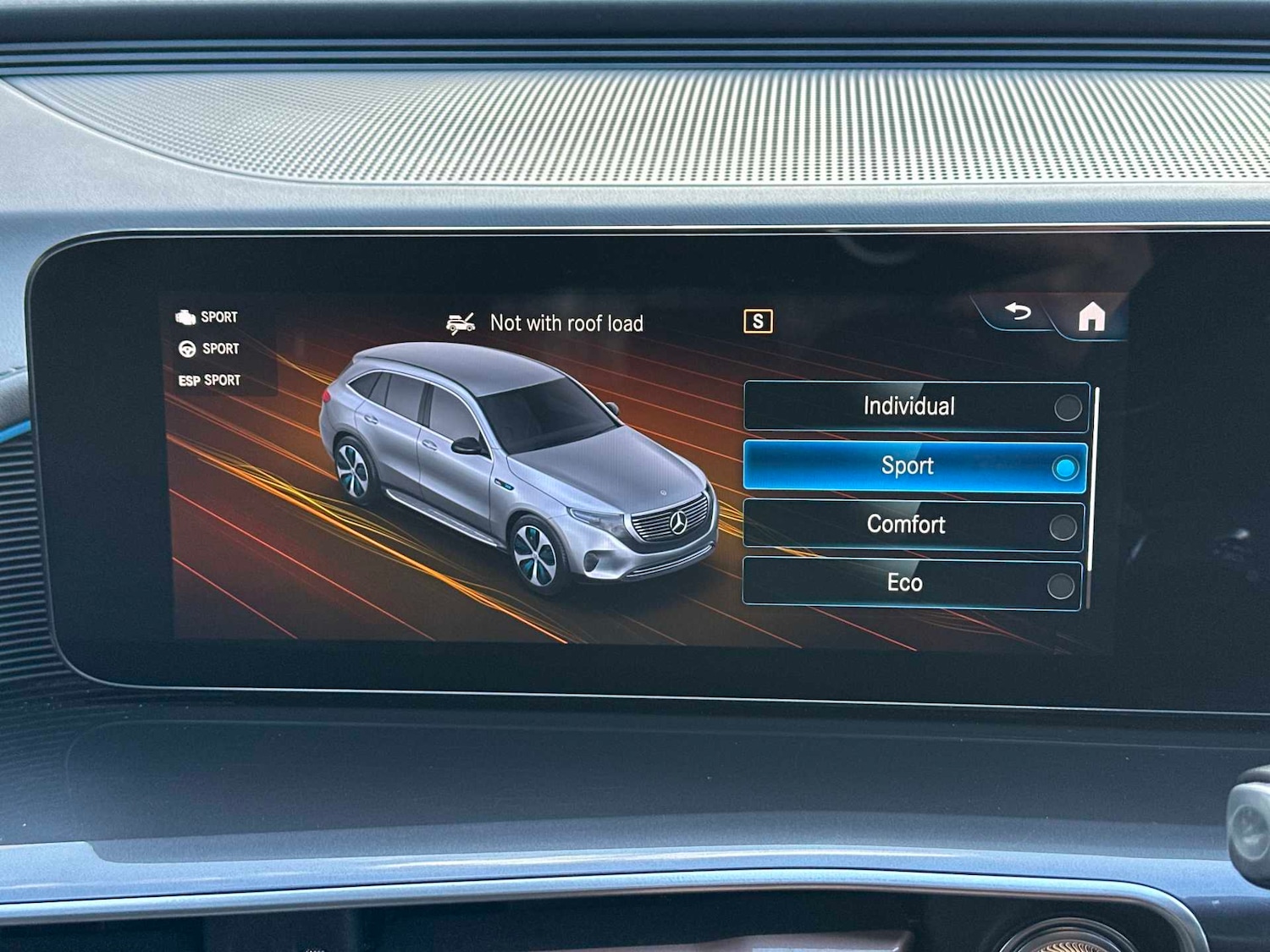 Used Mercedes-Benz EQC 2023 for sale - 76916251: Photo 32